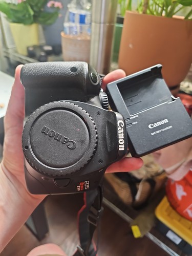 Canon eos rebel t2i 18mp - t2i,