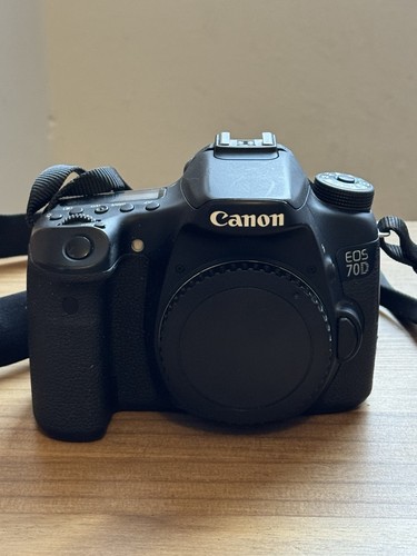 Canon eos 70d digital - canon,